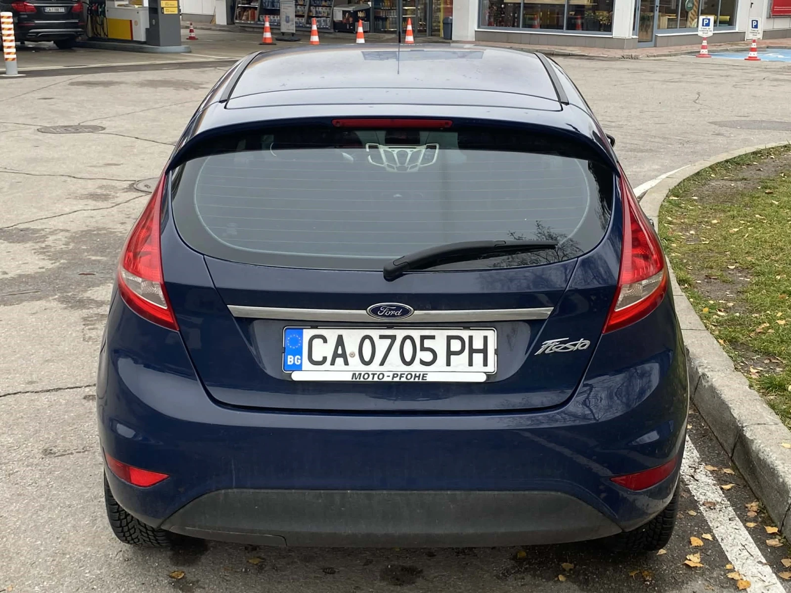 Ford Fiesta хечбек, снимка 3 - Автомобили и джипове - 53753772