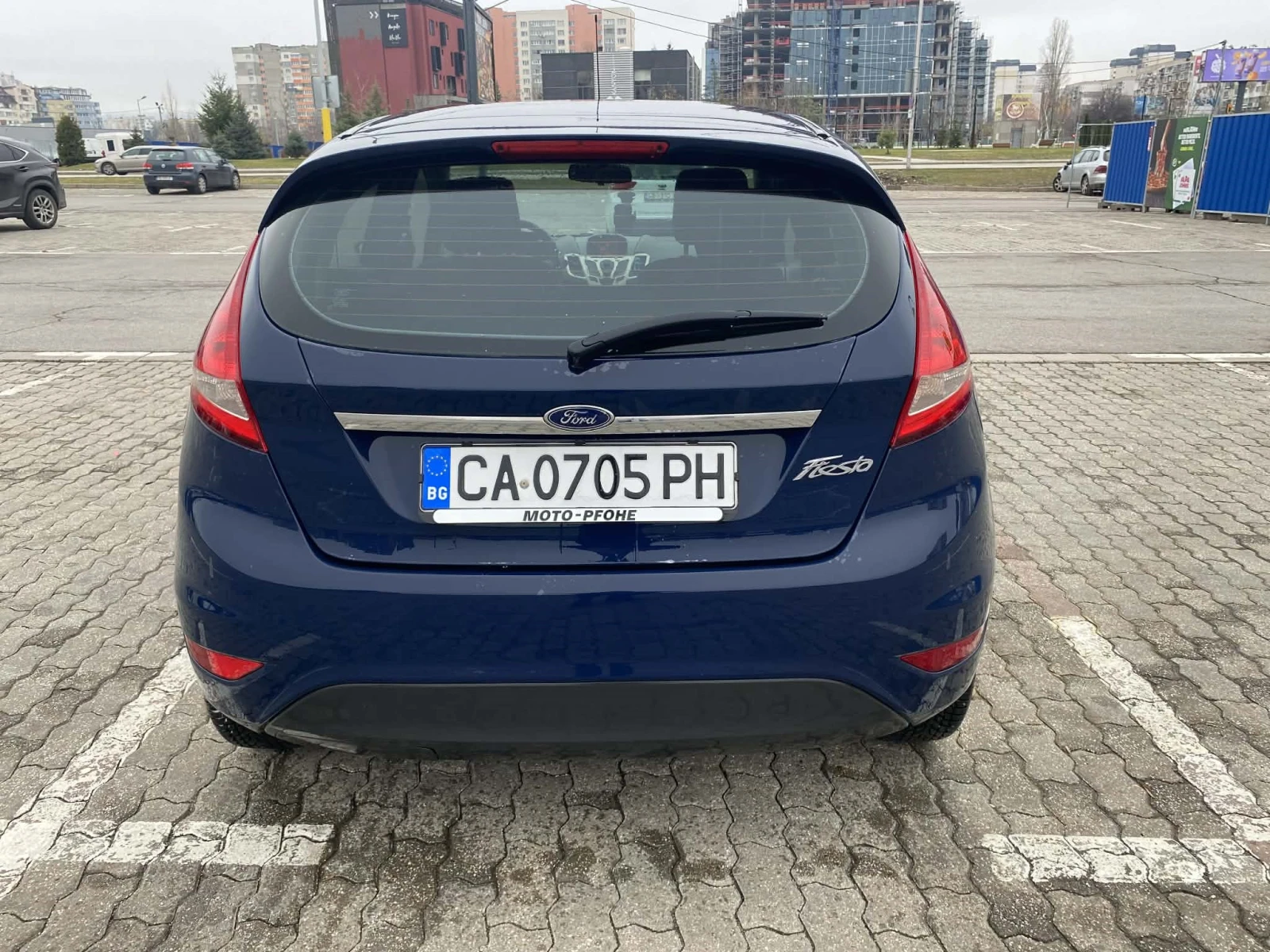Ford Fiesta хечбек, снимка 8 - Автомобили и джипове - 53753772
