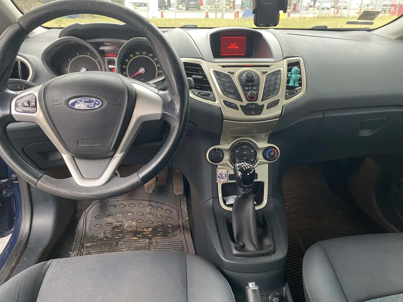 Ford Fiesta хечбек, снимка 4 - Автомобили и джипове - 53753772