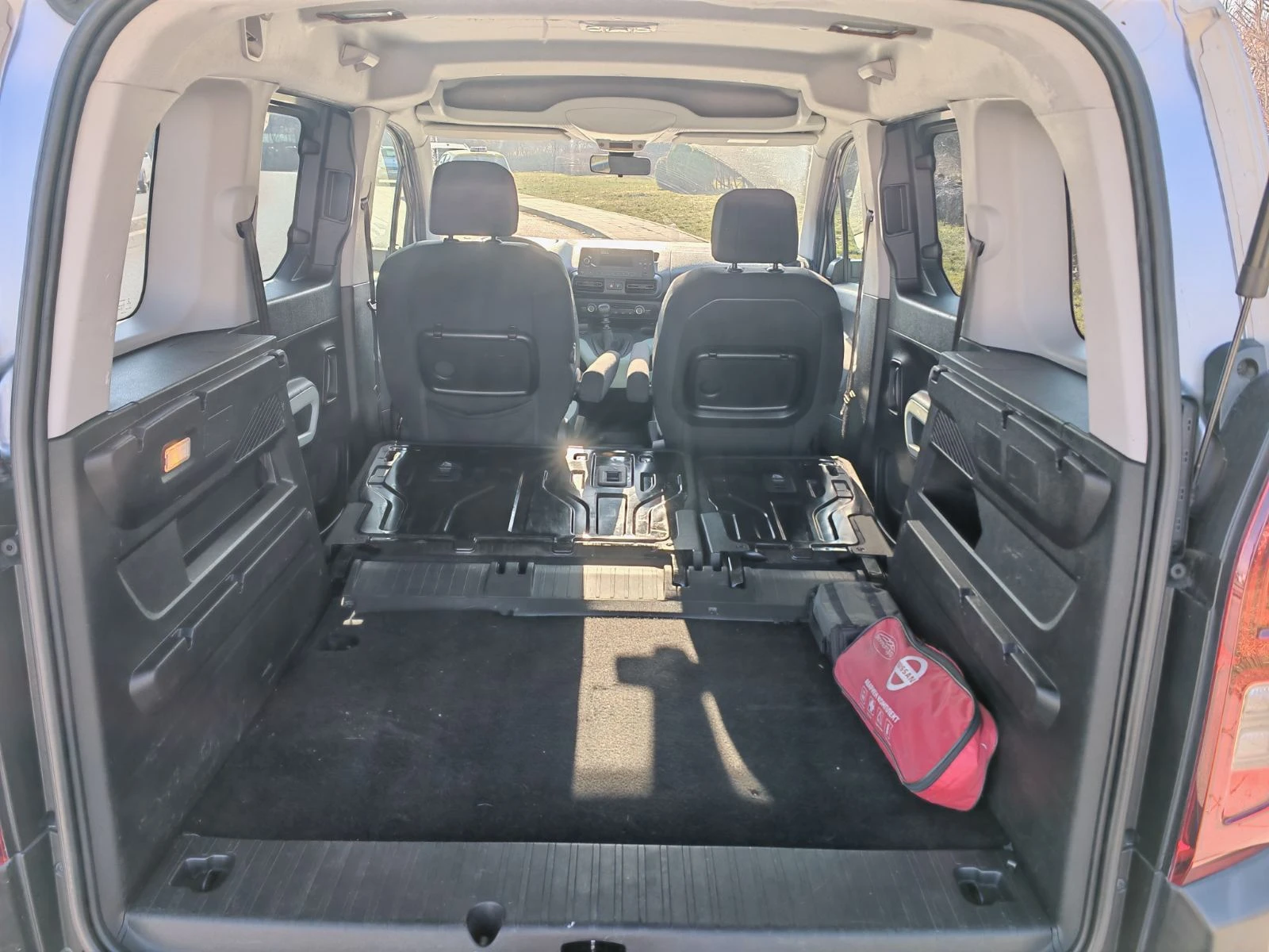 Citroen Berlingo 999Евро за получаване, 1.5BlueHDi 4+ 1м N1, снимка 13 - Автомобили и джипове - 53781764