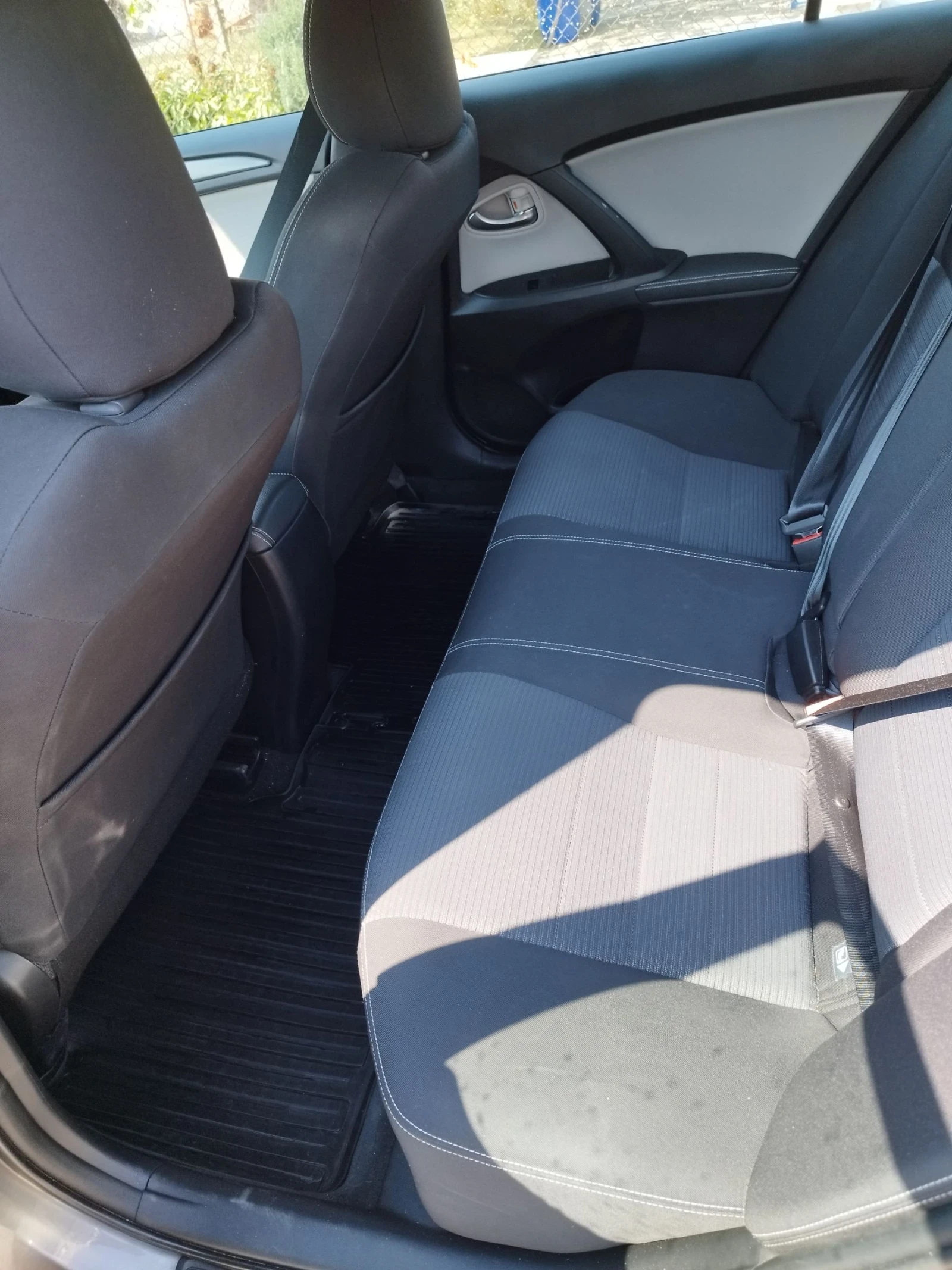 Toyota Avensis | Mobile.bg � ����������� 7