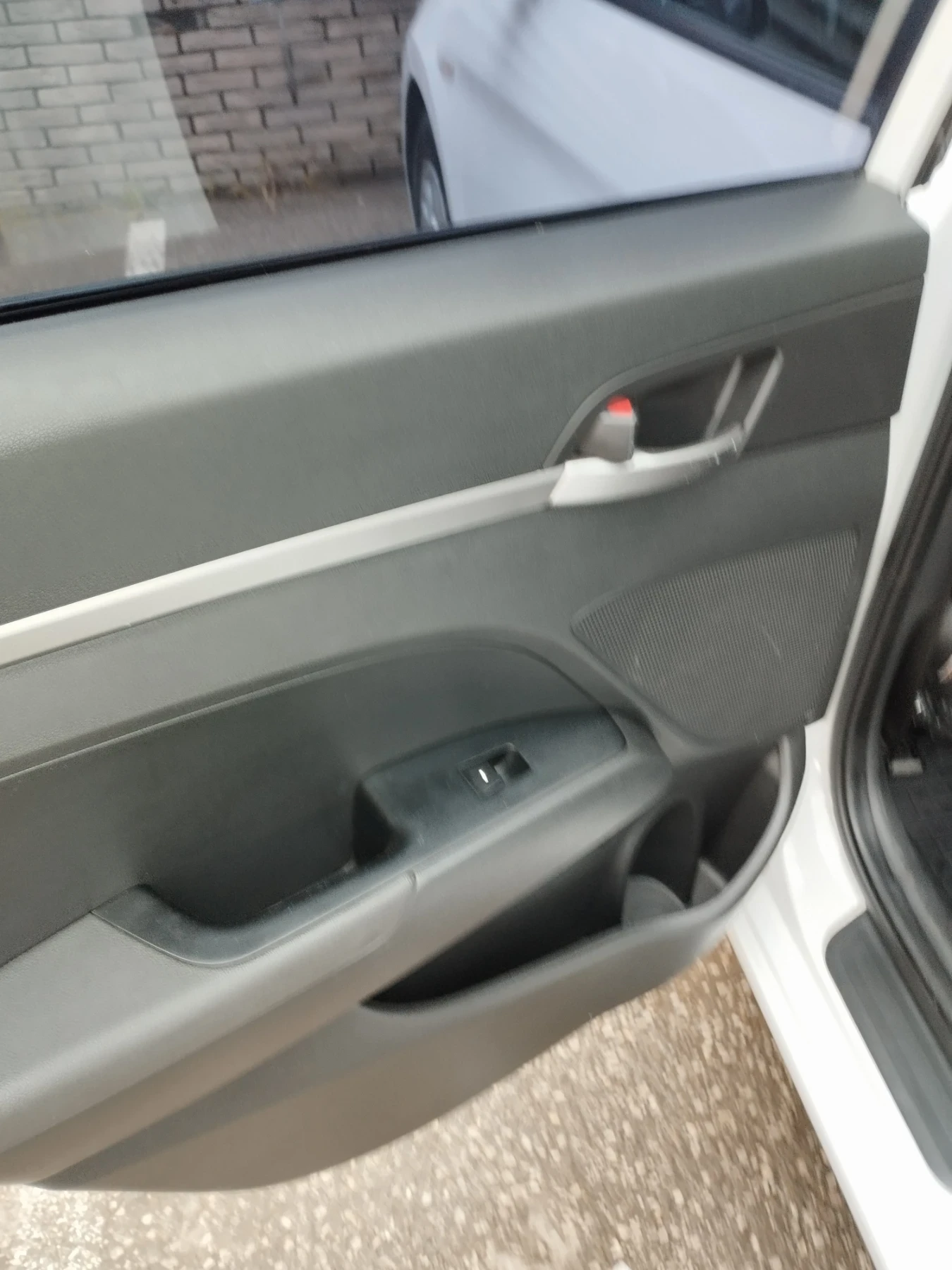 Hyundai Elantra 1, 6 crdi | Mobile.bg � ����������� 14
