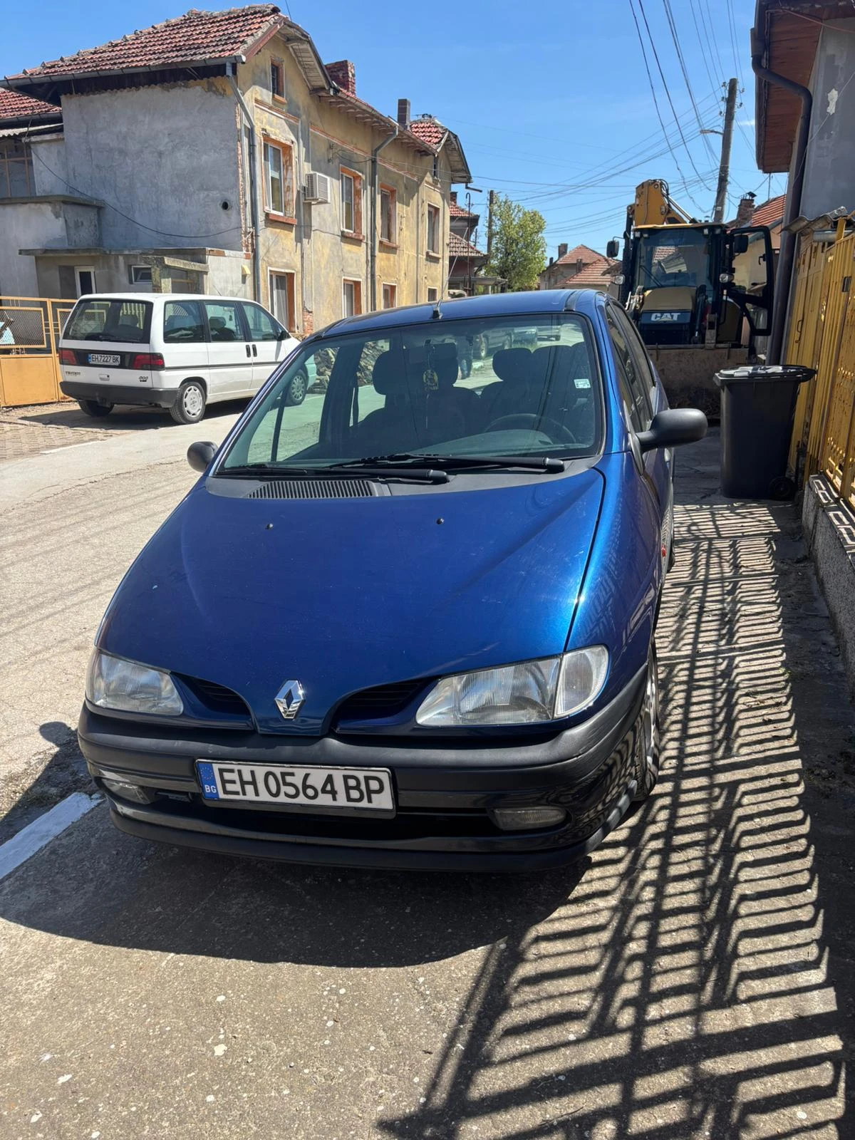 Renault Scenic газова уредба, снимка 2 - Автомобили и джипове - 54323303