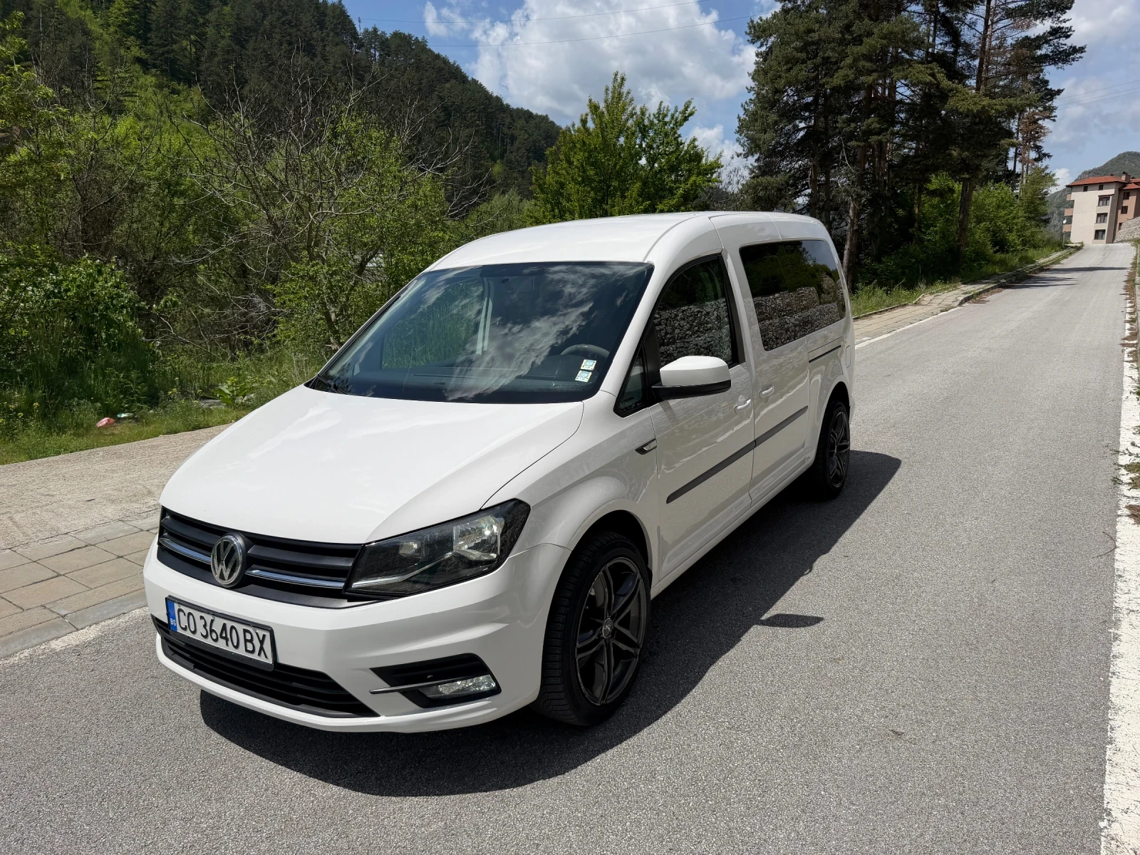 VW Caddy, снимка 2 - Автомобили и джипове - 54509570