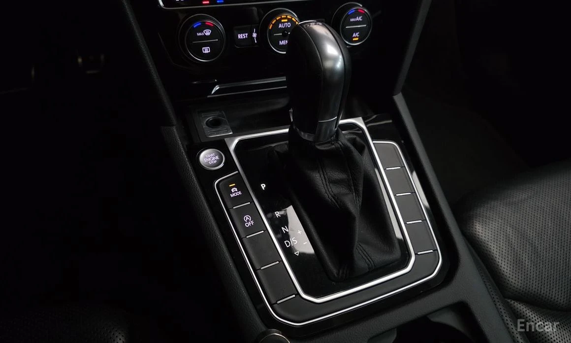 VW Arteon, снимка 9 - Автомобили и джипове - 54619027