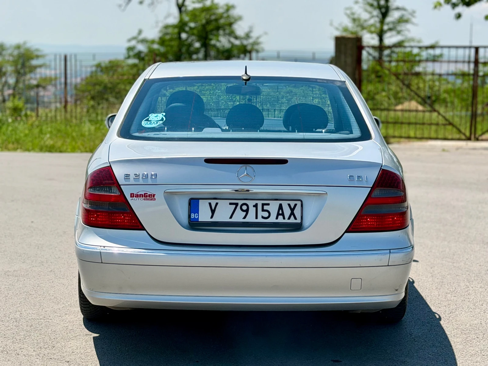 Mercedes-Benz E 280 6 цилиндъра, снимка 3 - Автомобили и джипове - 55386301