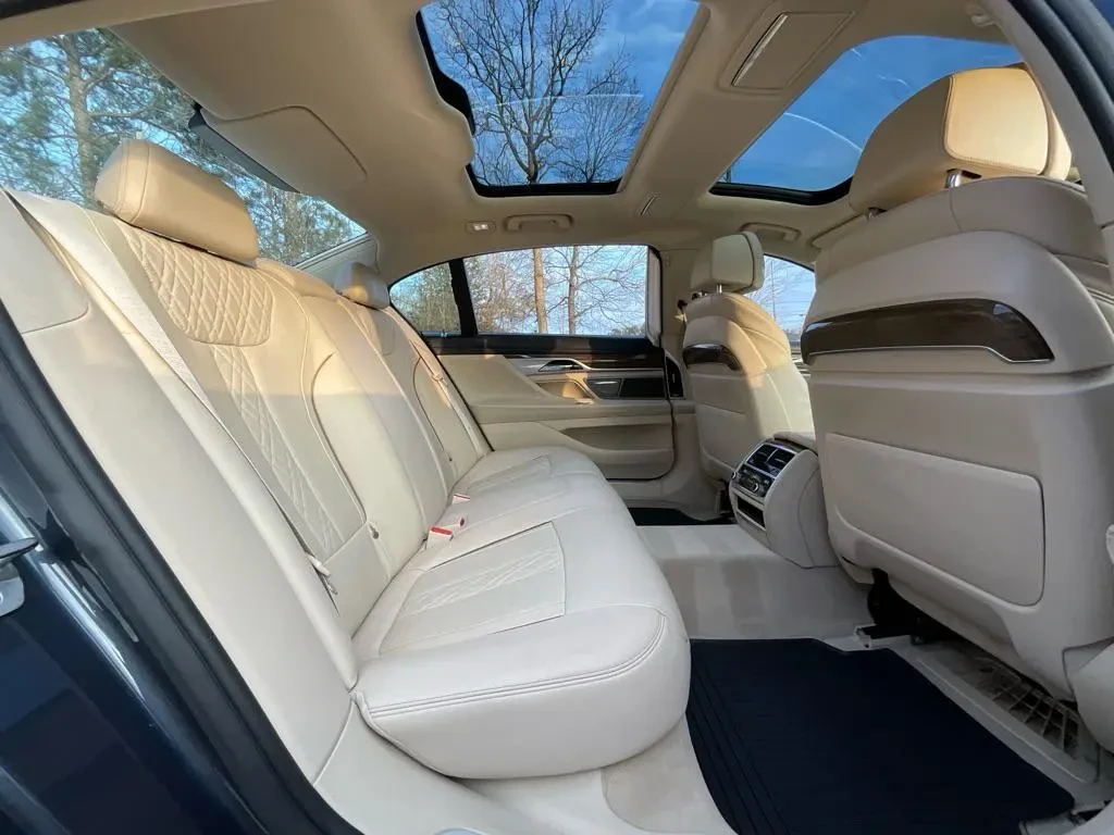 BMW 740 i, снимка 9 - Автомобили и джипове - 55508684