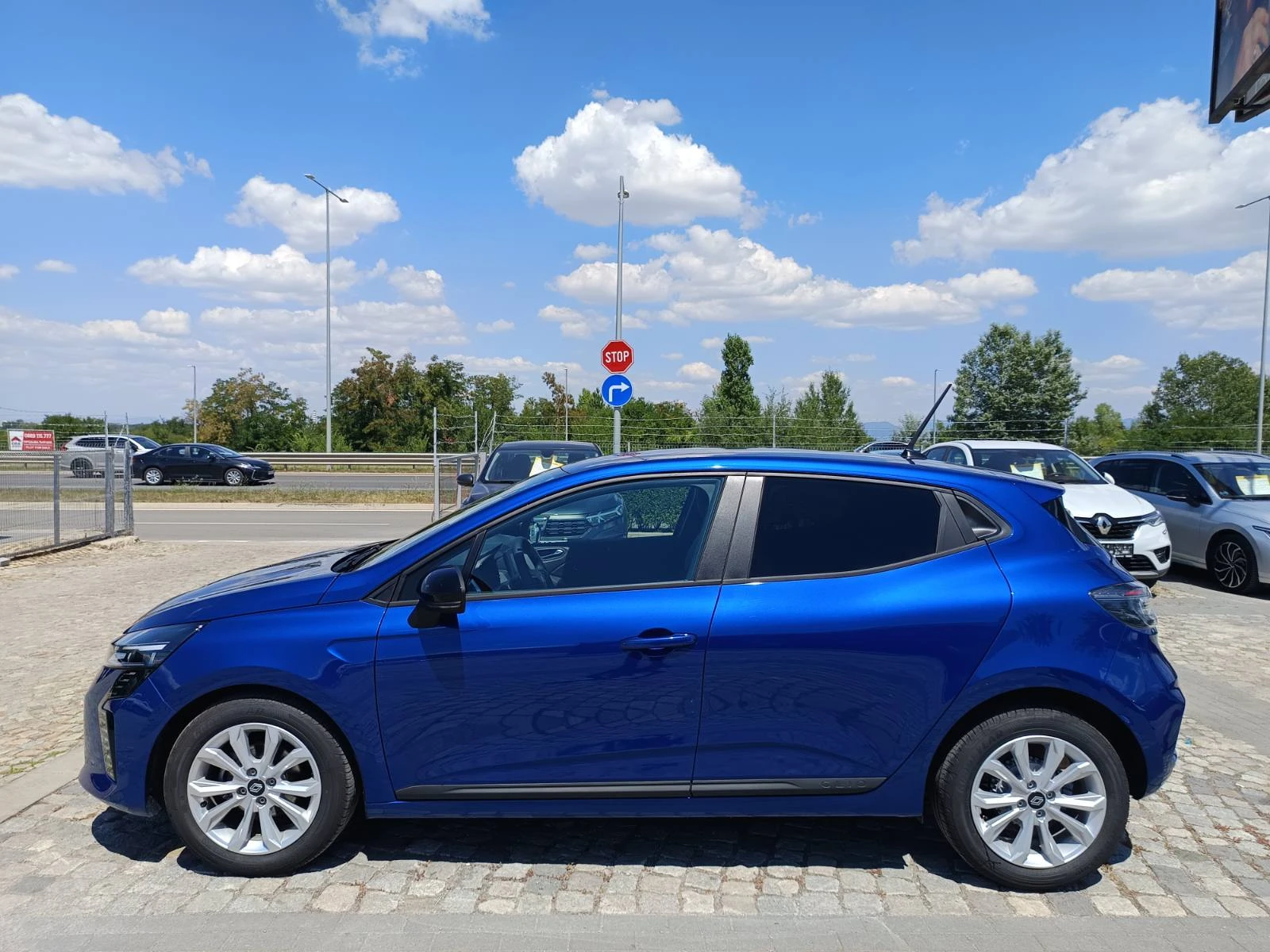 Renault Clio 1.0TCe/ 90к.с./ КАПАРИРАН, снимка 7 - Автомобили и джипове - 55551973