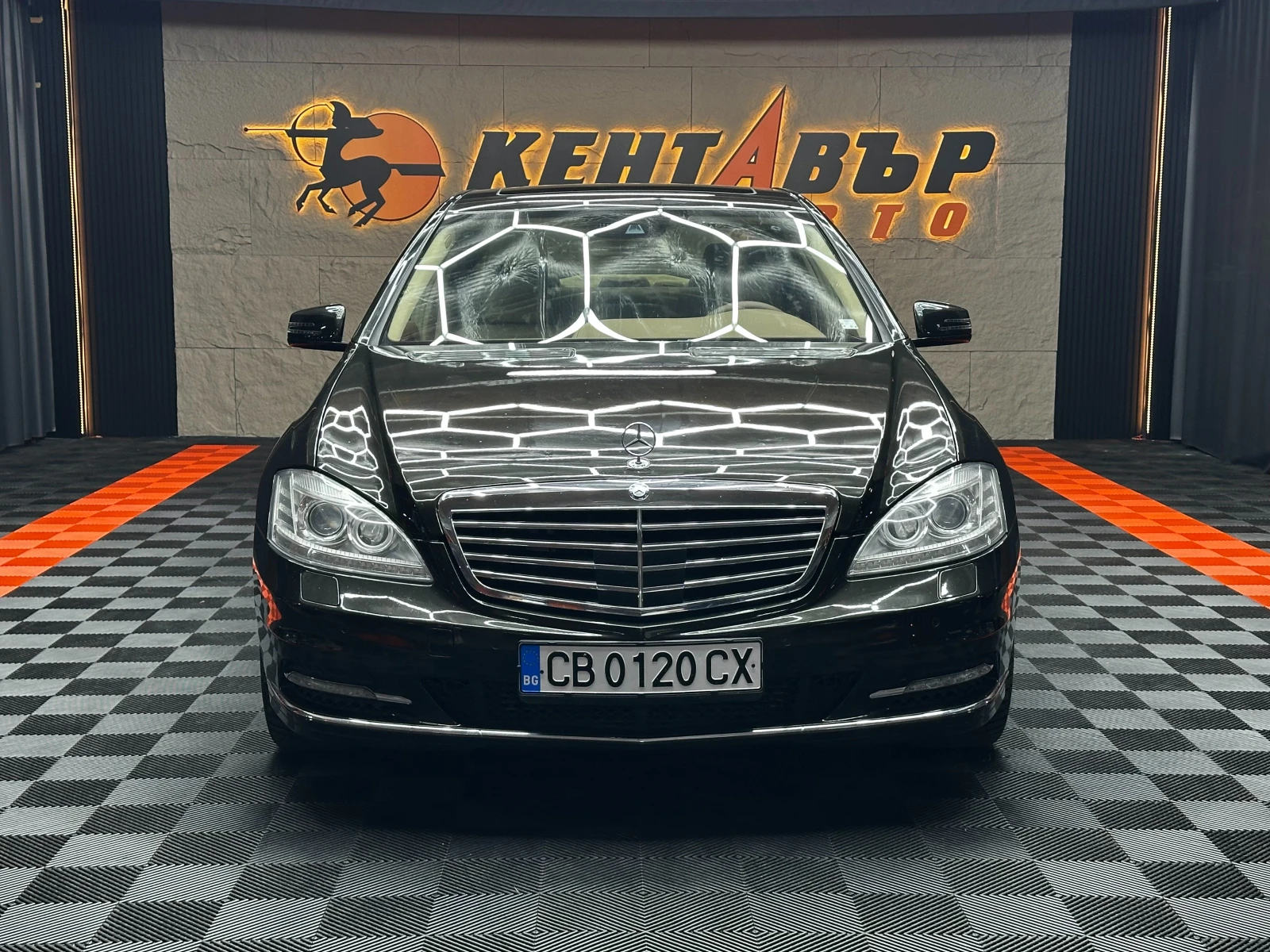 Mercedes-Benz S 350 3.0d 258 к.с./4matic/ГАРАНЦИЯ, снимка 2 - Автомобили и джипове - 55638941