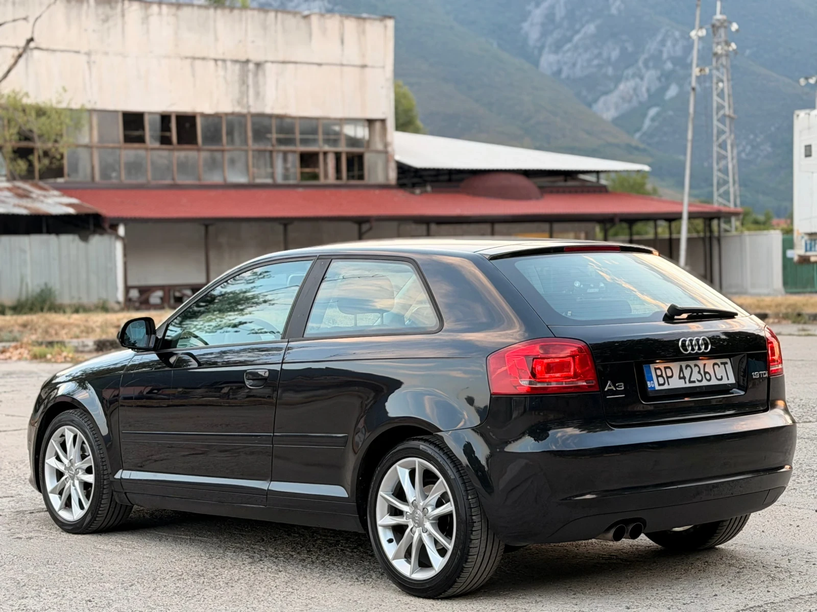 Audi A3 1.9TDI/АВТОМАТИК/ИТАЛИЯ, снимка 3 - Автомобили и джипове - 55778642