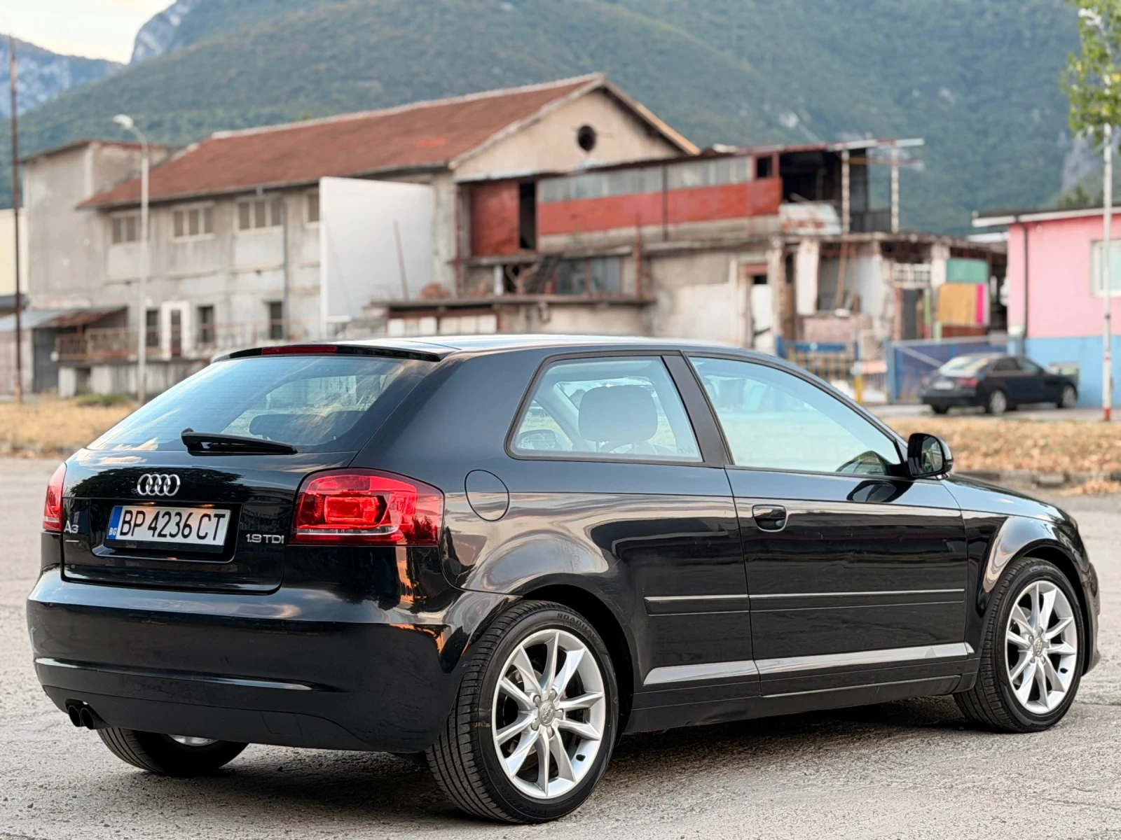 Audi A3 1.9TDI/АВТОМАТИК/ИТАЛИЯ, снимка 5 - Автомобили и джипове - 55778642