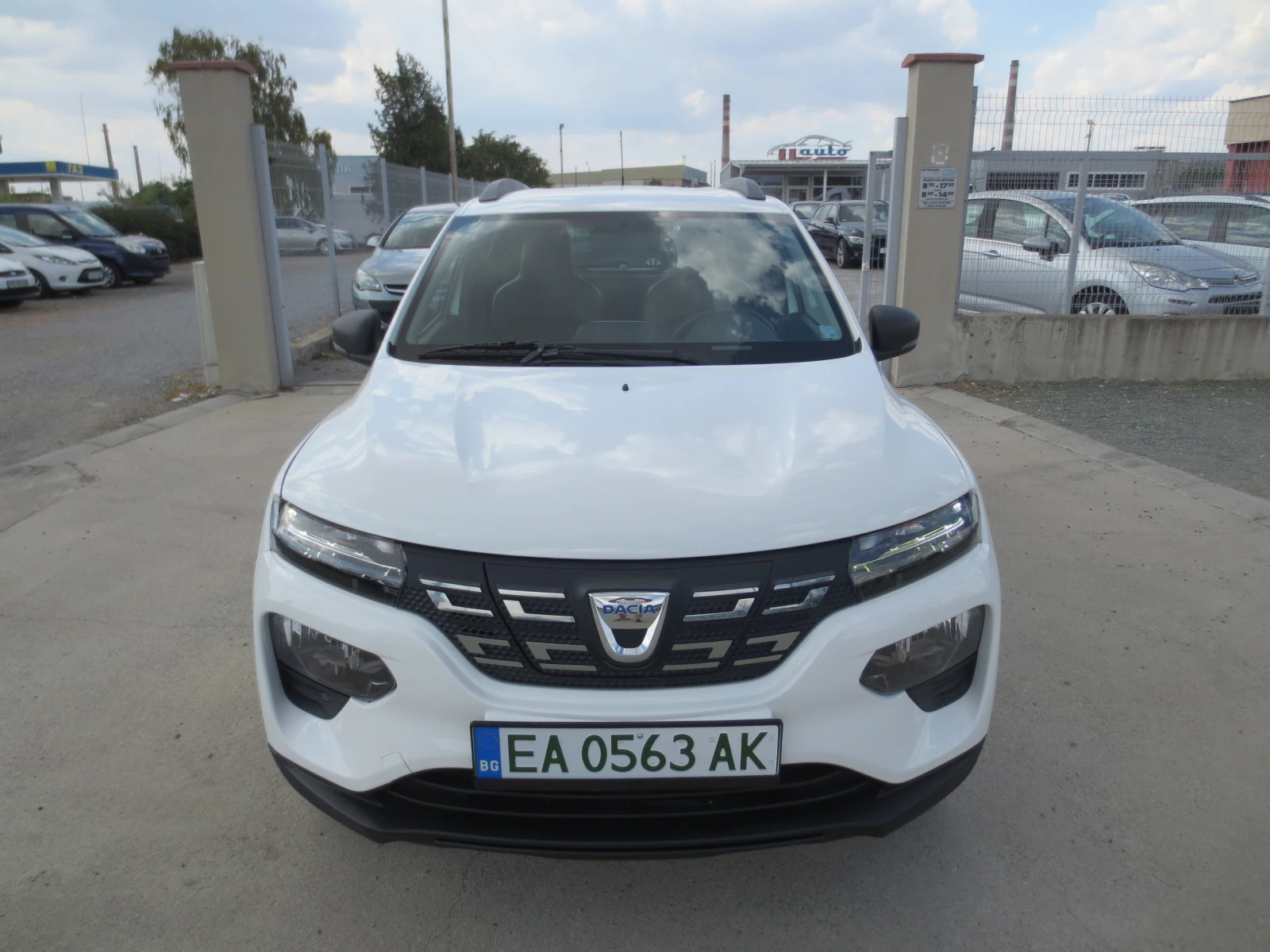 Dacia Spring 28 KW, снимка 2 - Автомобили и джипове - 55833317