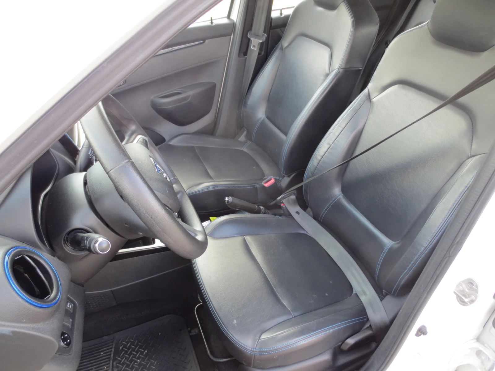 Dacia Spring 28 KW, снимка 10 - Автомобили и джипове - 55833317