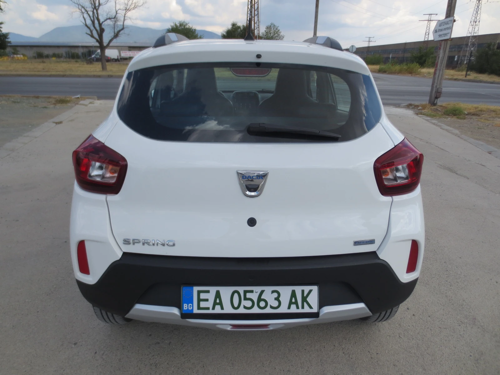 Dacia Spring 28 KW, снимка 6 - Автомобили и джипове - 55833317
