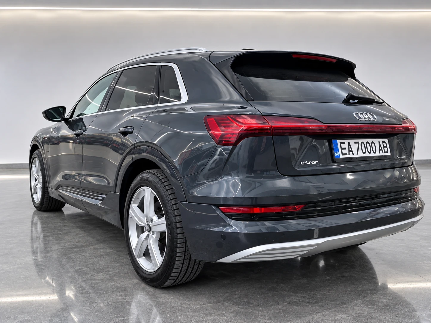 Audi E-Tron 4x4* FULL* SOH 94%* ��������*  | Mobile.bg � ����������� 5