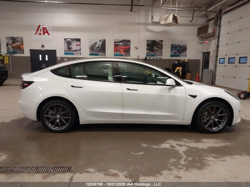 Tesla Model 3 Standard Range Plus RWD, снимка 13 - Автомобили и джипове - 56405044