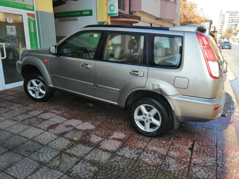 Nissan X-trail 2.5 165к.с, снимка 8 - Автомобили и джипове - 47777369