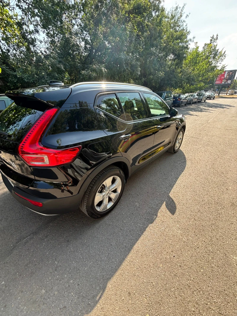 Volvo XC40 Volvo XC40, снимка 2 - Автомобили и джипове - 46782544