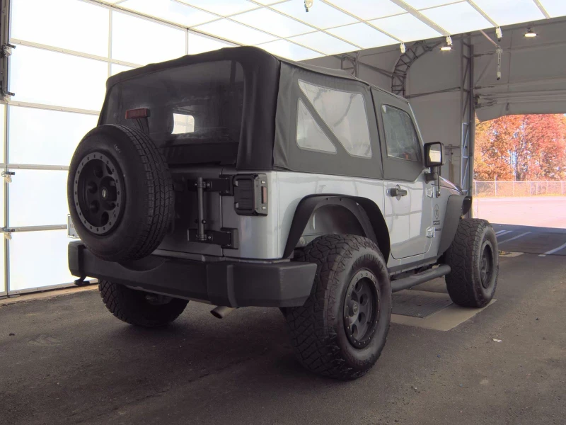 Jeep Wrangler Sport, снимка 4 - Автомобили и джипове - 52518278