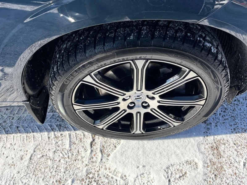 Volvo XC60 2019 Inscription * CARFAX * БЕЗ ПЪРВОНАЧАЛНА, снимка 6 - Автомобили и джипове - 52793366