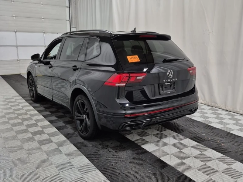 VW Tiguan * COMFORTLINE R LINE BLACK EDITION * CARFAX * , снимка 4 - Автомобили и джипове - 53189034