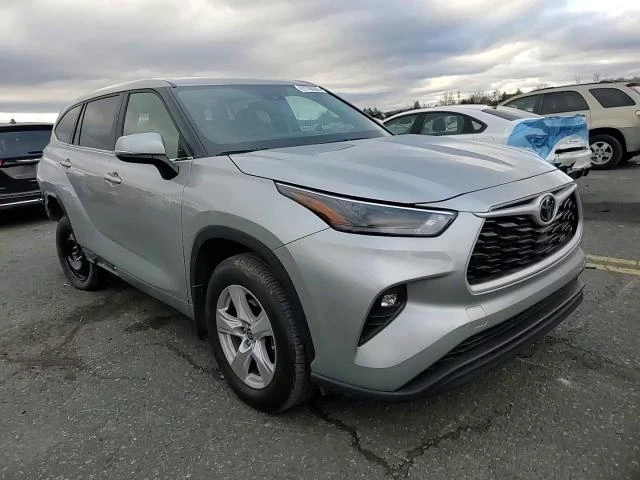 Toyota Highlander 2.4L 4 Front-wheel Drive