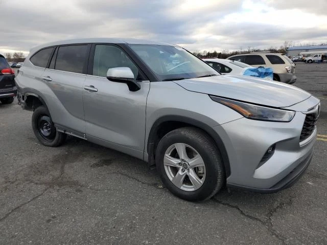 Toyota Highlander 2.4L 4 Front-wheel Drive, снимка 10 - Автомобили и джипове - 52884368