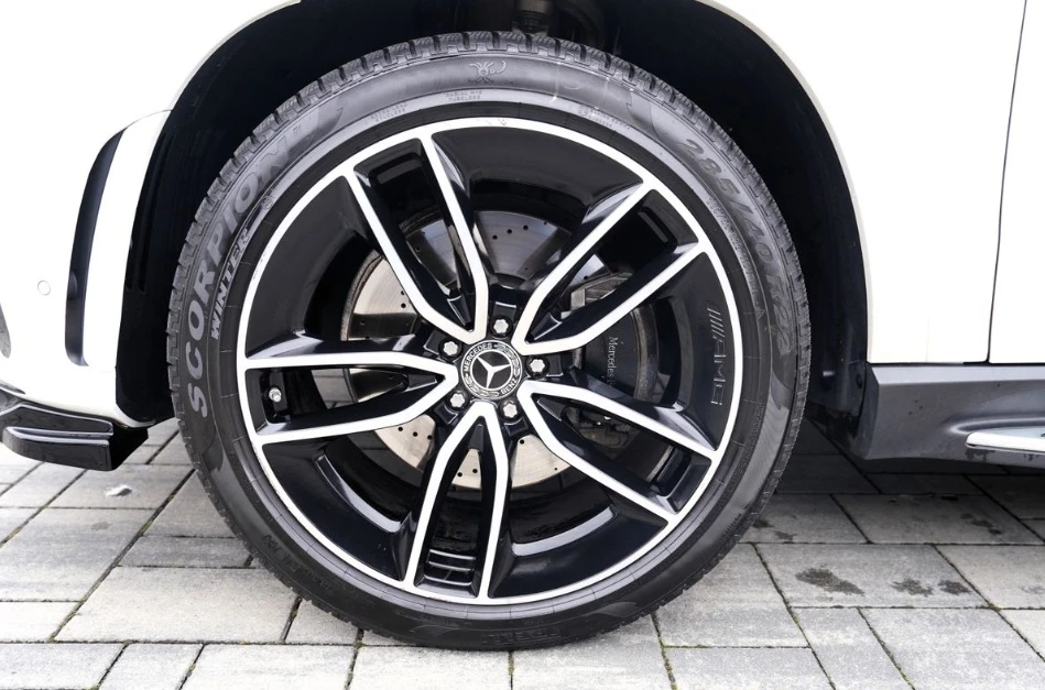 Mercedes-Benz GLE 350 d 4Matic AMG Line - изображение 6