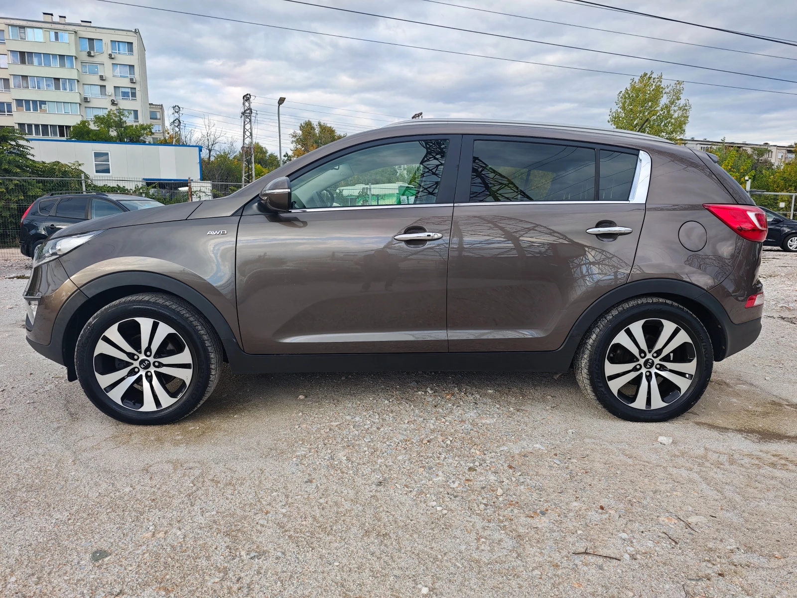 Kia Sportage АВТОМАТ 4Х4 - изображение 3