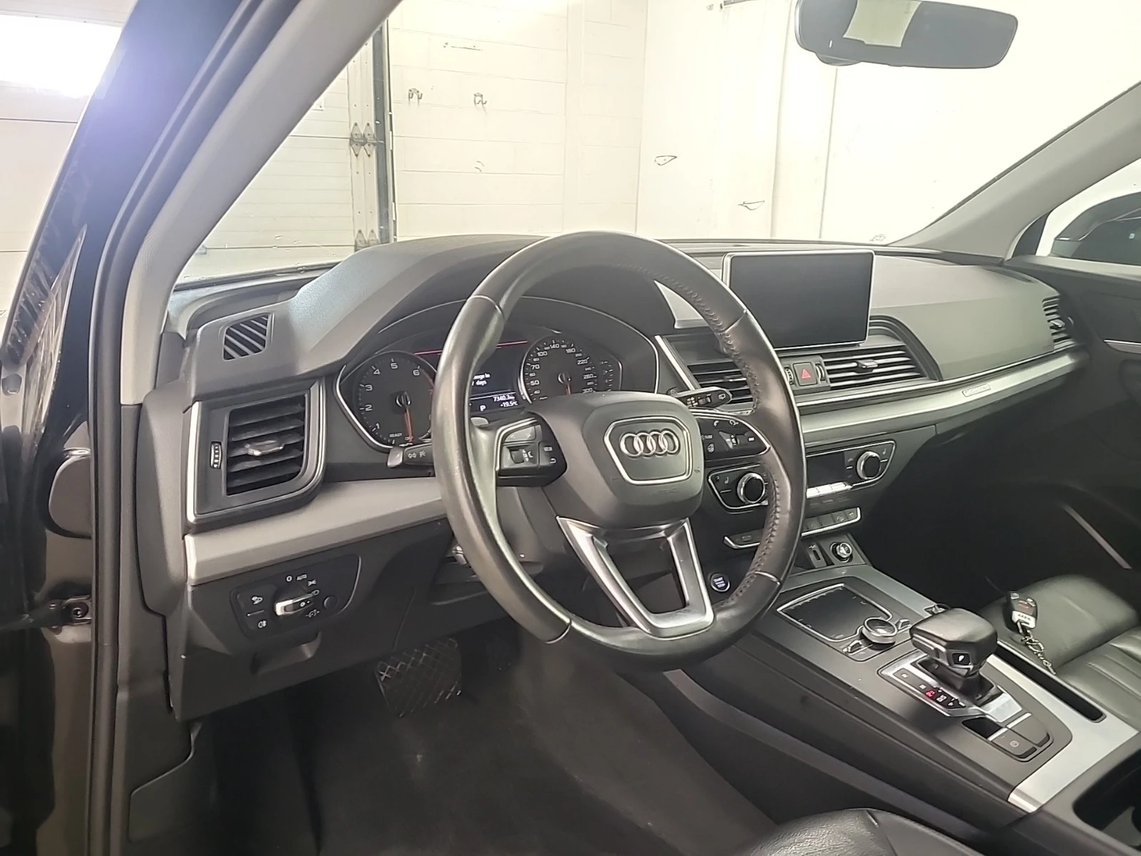 Audi Q5 PROGRESSIV * * CARFAX * * АВТО КРЕДИТ * *  - изображение 6