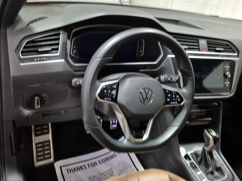 VW Tiguan * COMFORTLINE R LINE BLACK EDITION * CARFAX *  - изображение 10