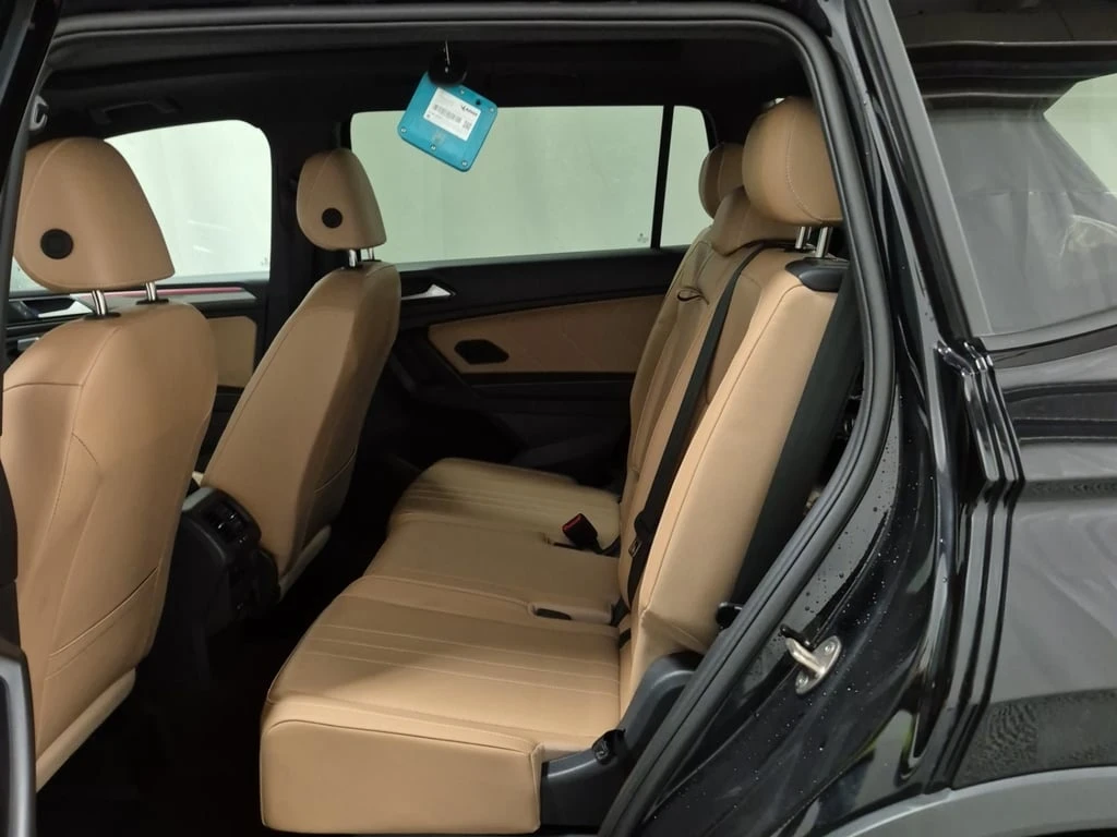 VW Tiguan * COMFORTLINE R LINE BLACK EDITION * CARFAX *  | Mobile.bg � ����������� 12