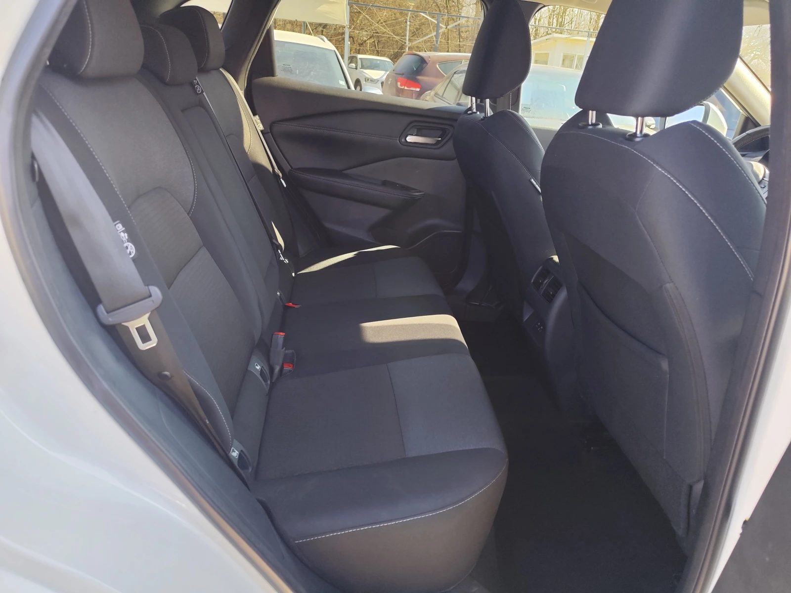 Nissan Qashqai 1.3i* TURBO* MILD HYBRID* LED* NAVI* CAMERA 360 | Mobile.bg � ����������� 11