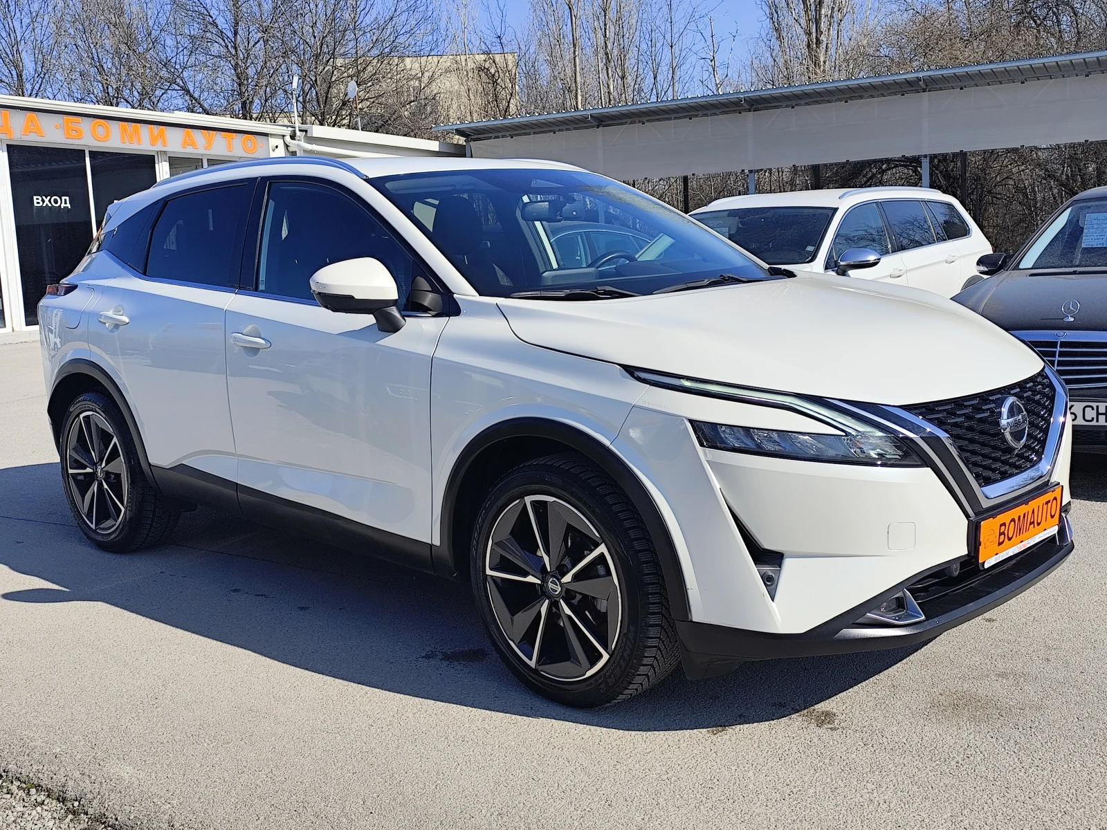 Nissan Qashqai 1.3i* TURBO* MILD HYBRID* LED* NAVI* CAMERA 360 - изображение 3