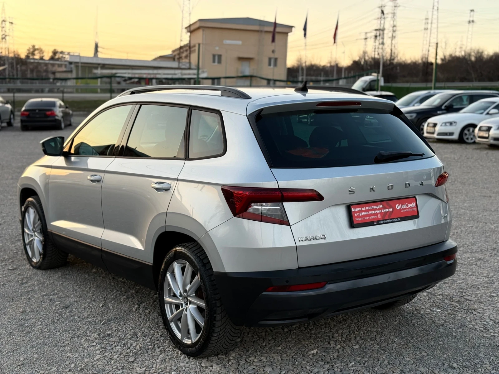 Skoda Karoq 2.0TDI Led* 4x4 DSG, снимка 3 - Автомобили и джипове - 53817436
