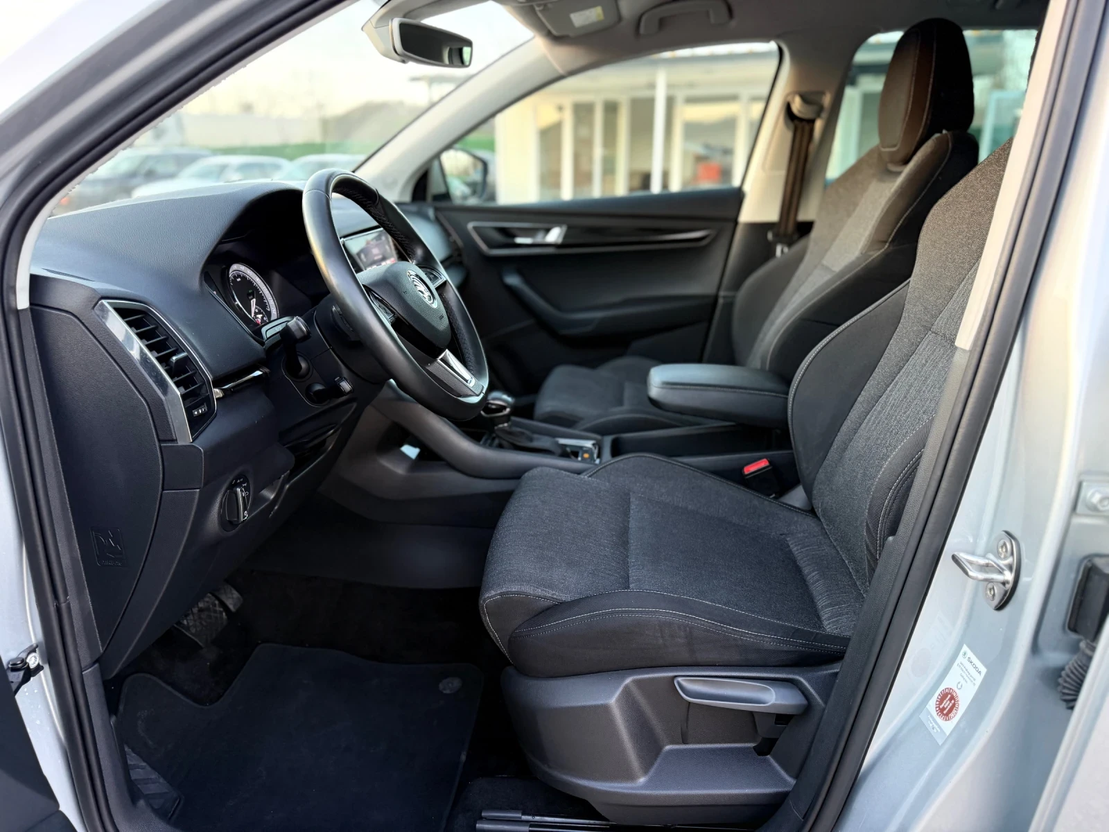 Skoda Karoq 2.0TDI Led* 4x4 DSG, снимка 12 - Автомобили и джипове - 53817436