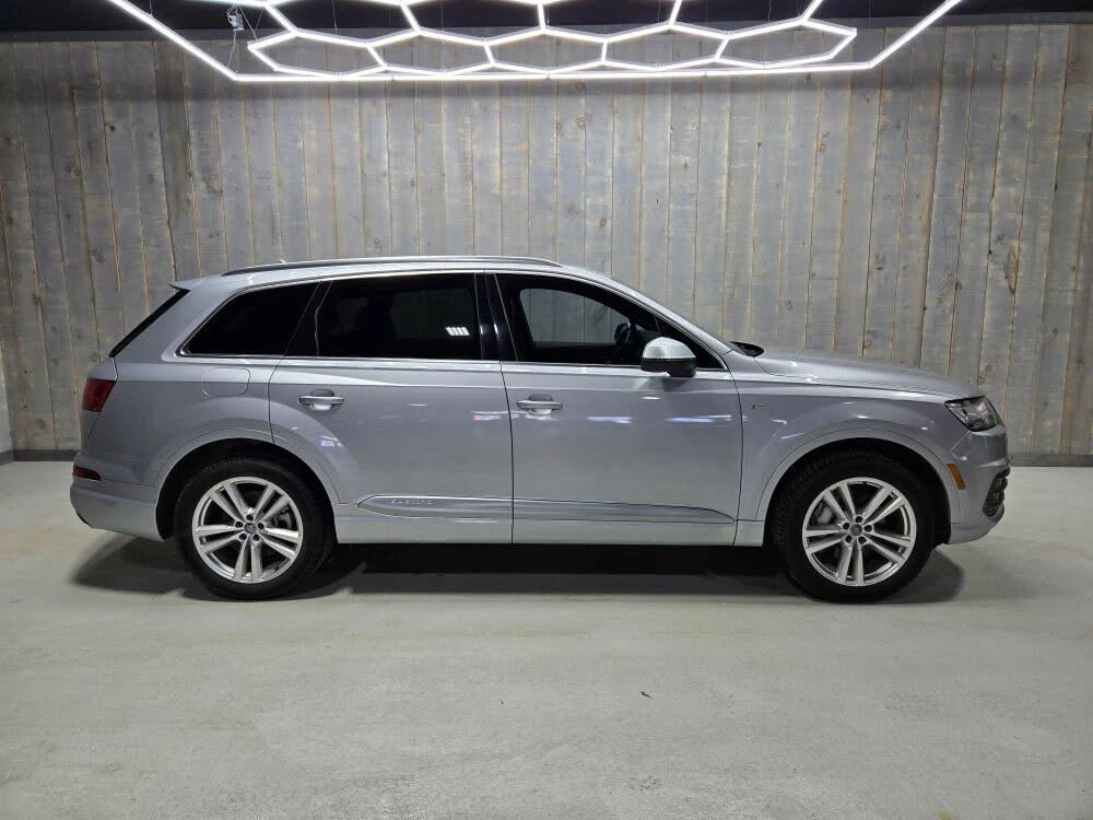 Audi Q7 3.0T* Quattro* S-Line Plus* АвтоКредит* (ЦЕНА ДО Б, снимка 2 - Автомобили и джипове - 53829039