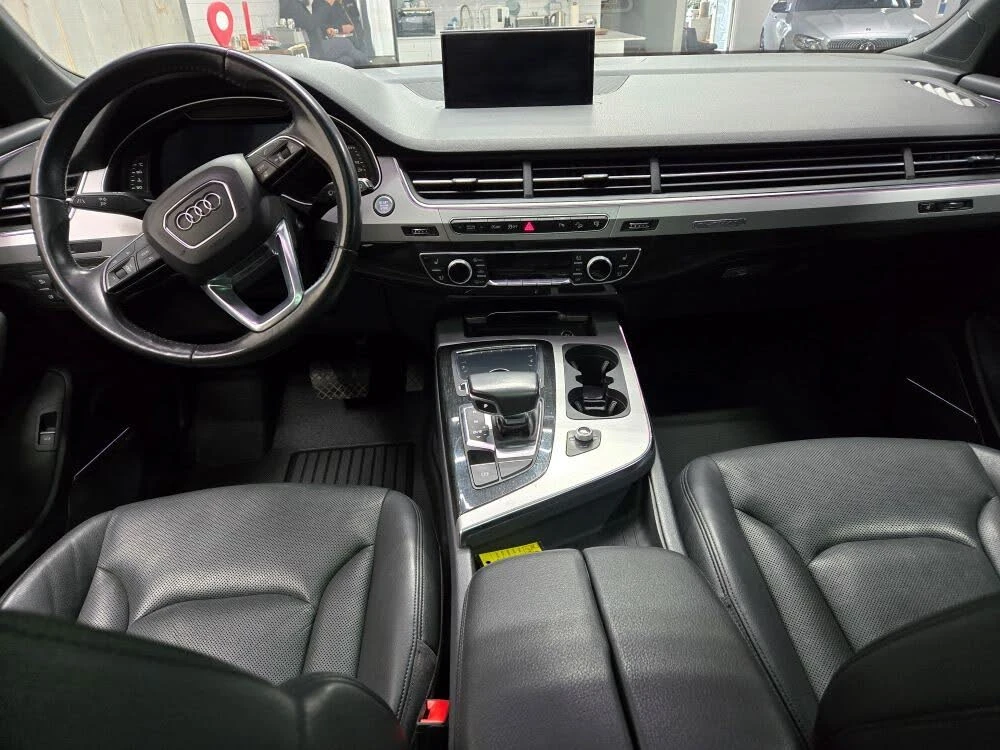 Audi Q7 3.0T* Quattro* S-Line Plus* АвтоКредит* (ЦЕНА ДО Б, снимка 7 - Автомобили и джипове - 53829039