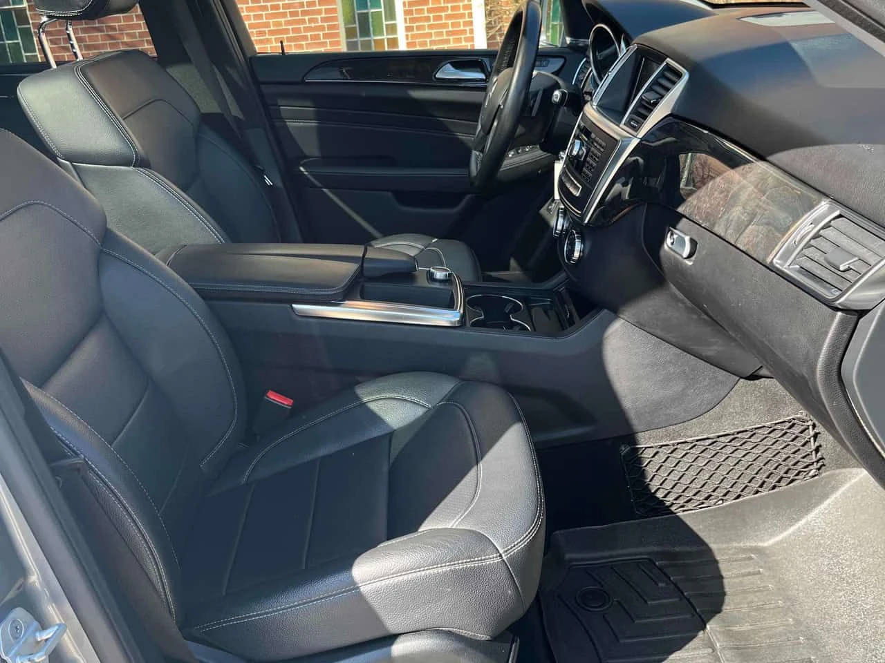 Mercedes-Benz ML 350 * BlueTEC * CARFAX * Панорама * Подгрев * , снимка 15 - Автомобили и джипове - 54108615