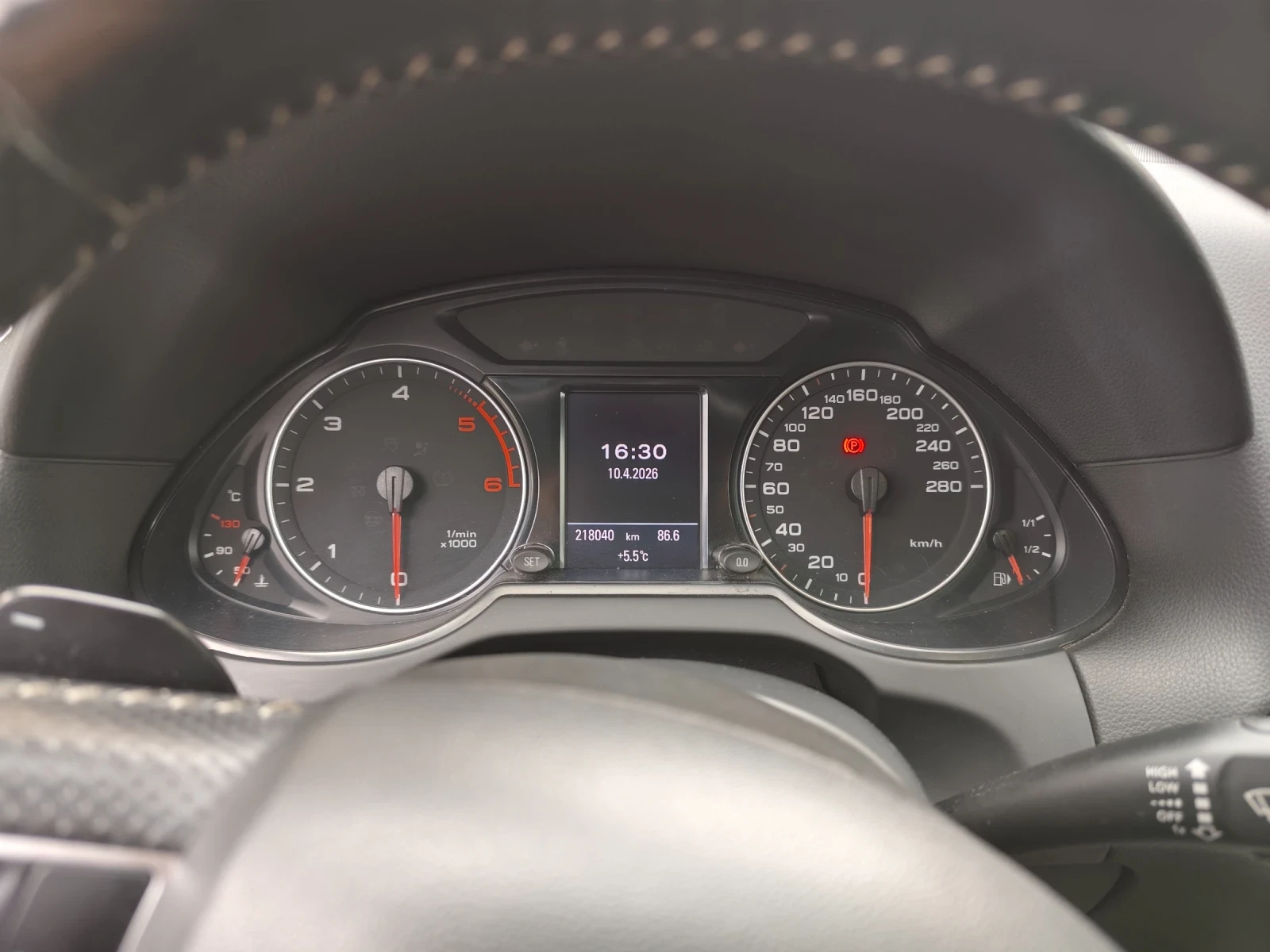 Audi Q5, снимка 13 - Автомобили и джипове - 54160313