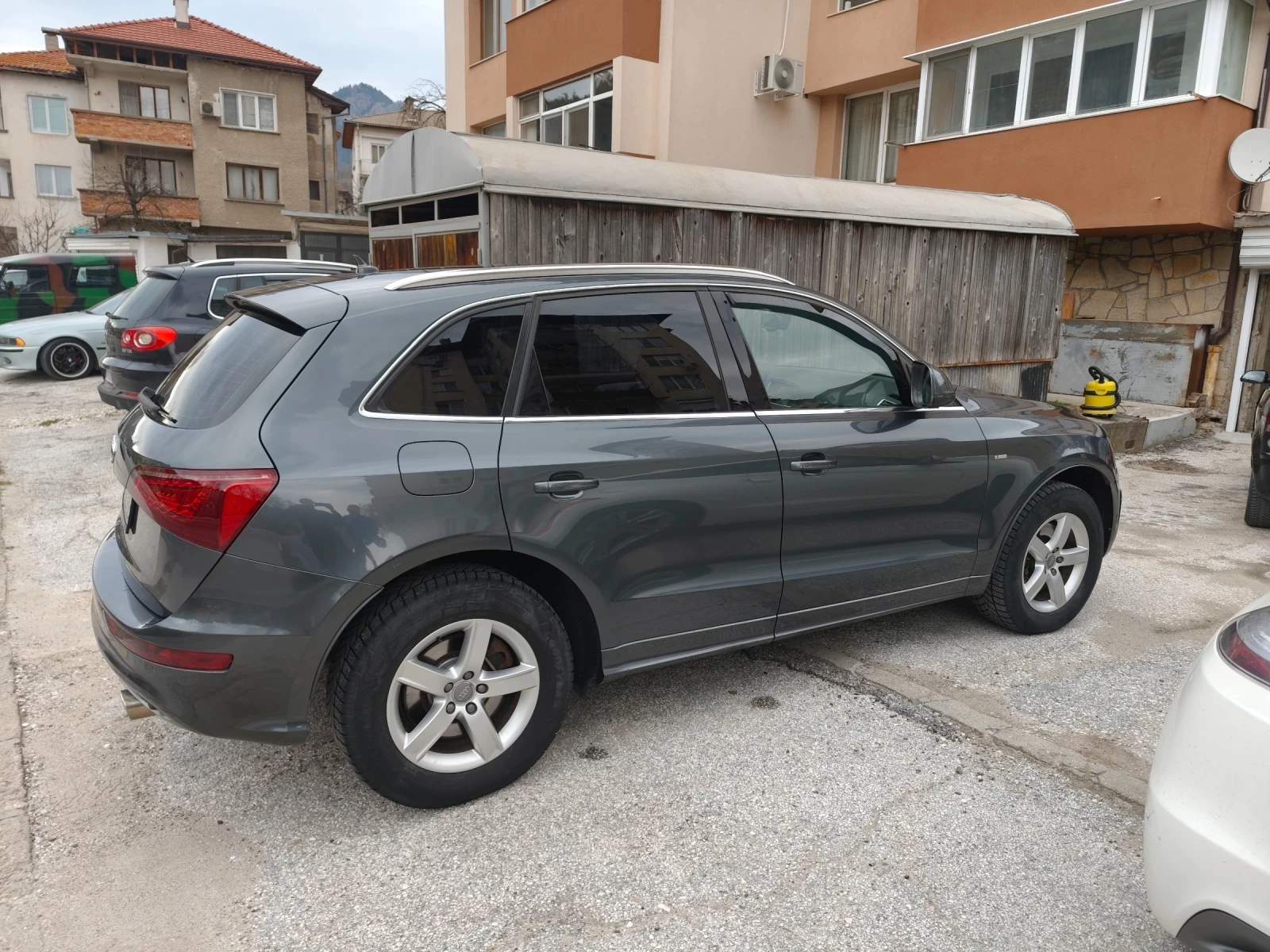 Audi Q5, снимка 4 - Автомобили и джипове - 54160313