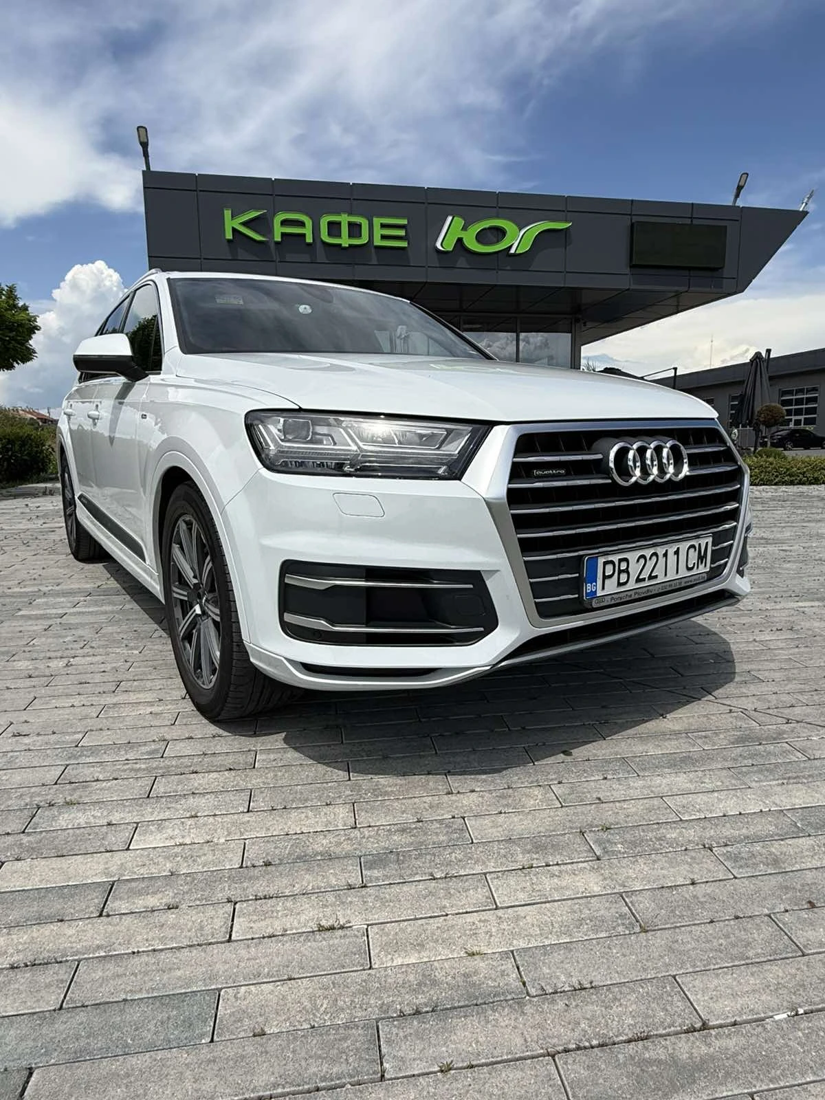 Audi Q7 3x SLINE* 6+ 1* 4xZONE* BOSE* ЗАВИВАЩ ЗАДЕН МОСТ* , снимка 2 - Автомобили и джипове - 54527804