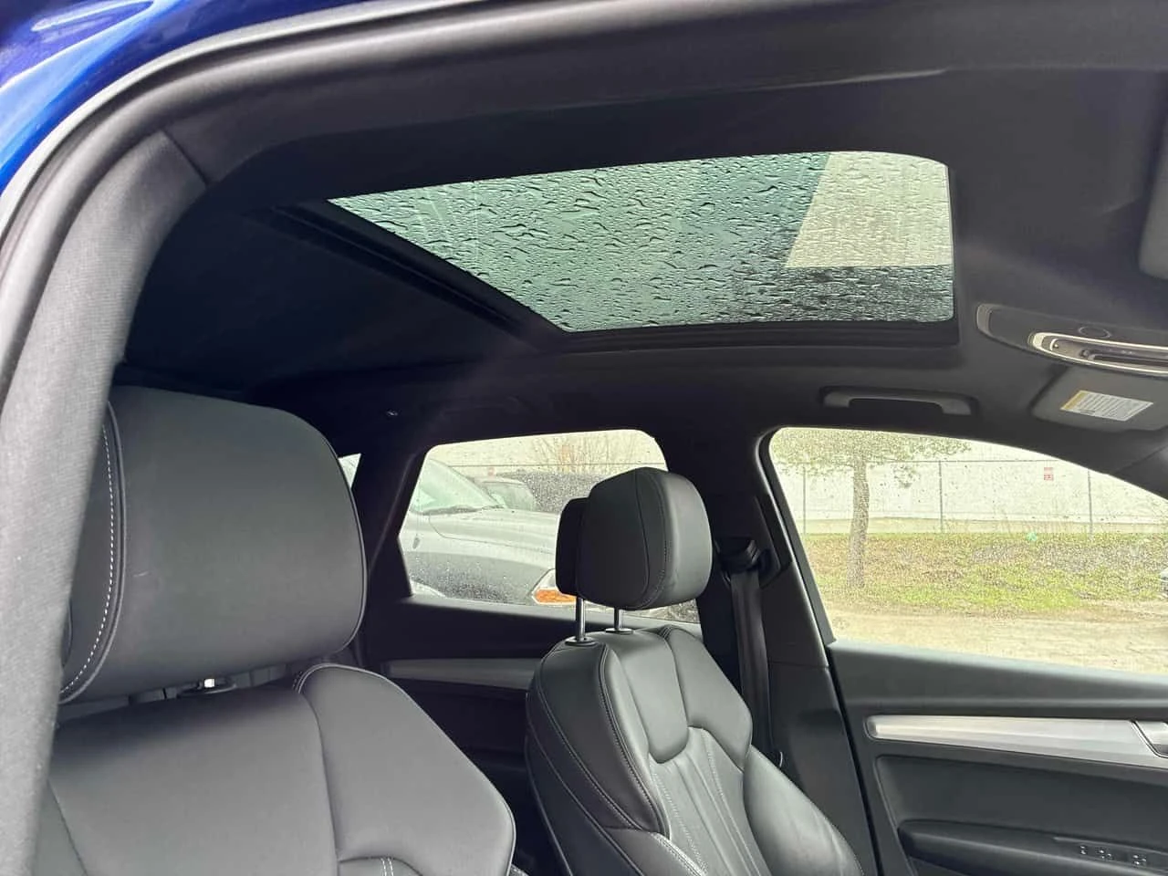 Audi Q5 * PROGRESSIV * ПАНО * ПОДГРЕВИ * KEYLESS * CARFAX, снимка 16 - Автомобили и джипове - 54611437