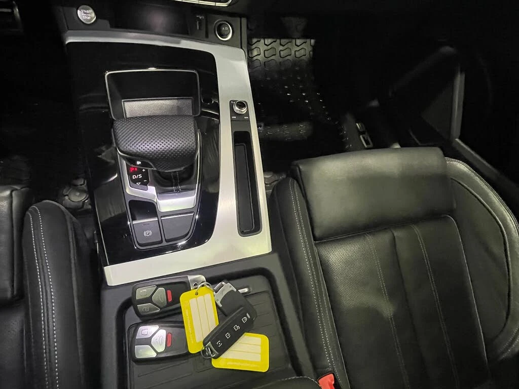Audi Q5 45TFSI* S LINE* BLACK OPTIC* DISTRONIC* ПАНОРАМА, снимка 14 - Автомобили и джипове - 55085174