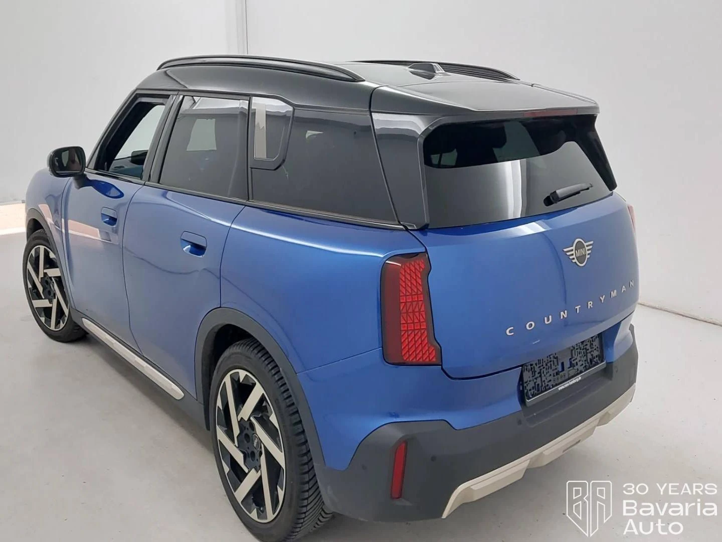 Mini Countryman E Favoured Trim, снимка 2 - Автомобили и джипове - 55189920