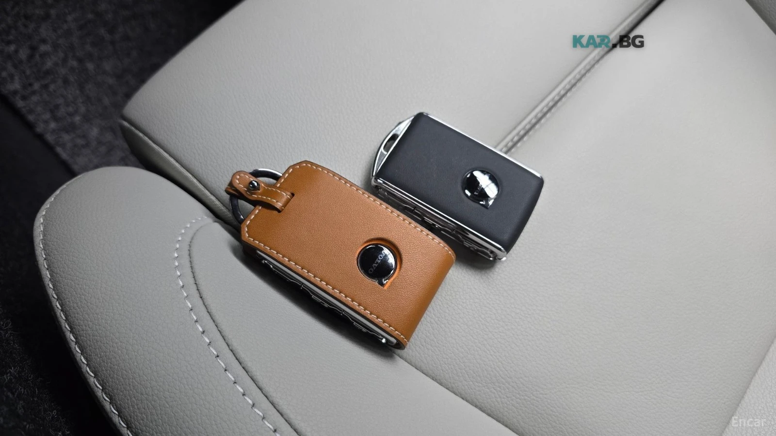 Volvo XC40 B4 Ultra Bright* КОЖА* НАВИ* ПАНО* 360, снимка 16 - Автомобили и джипове - 55264774