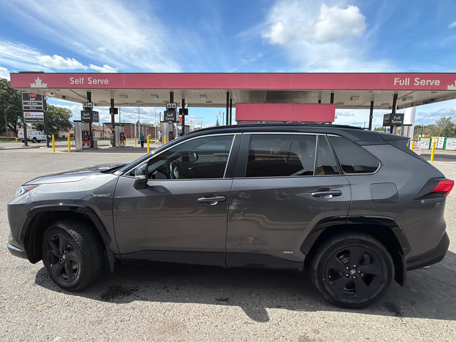 Toyota Rav4 * Hybrid * CARFAX * ОПЦИЯ ЗА ФИНАНСИРАНЕ, снимка 2 - Автомобили и джипове - 55948496