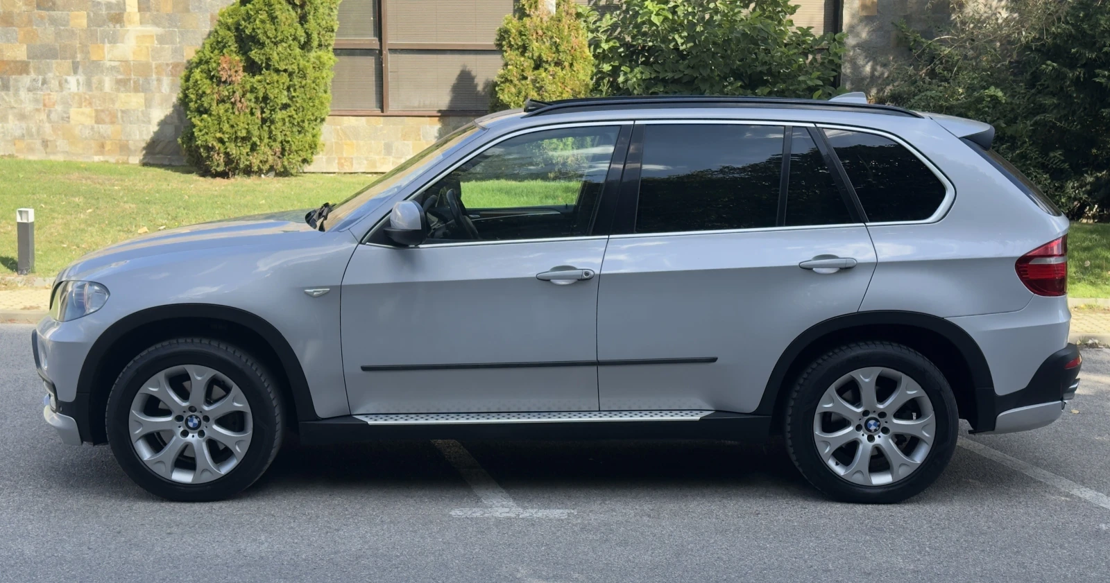 BMW X5 M-Sport * Individual * FULL * TOP * ЛИЗИНГ, снимка 5 - Автомобили и джипове - 56346829