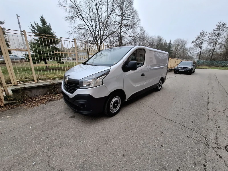 Renault Trafic 2.0dci, 120p.s., снимка 3 - Бусове и автобуси - 48444287