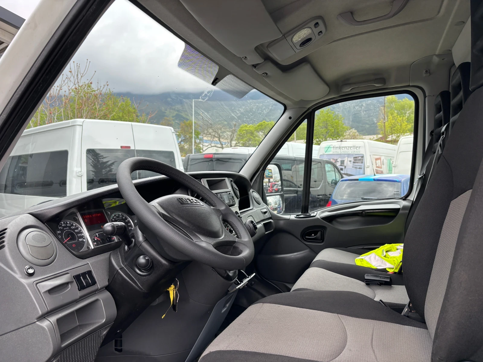 Iveco Daily 35C15 3.0HPI ���������� �������� 3.80� ��������� | Mobile.bg � ����������� 5